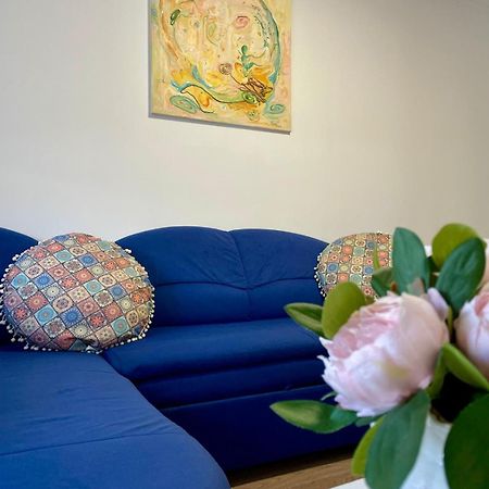 Apartament House Sasca Appartement Oradea Buitenkant foto